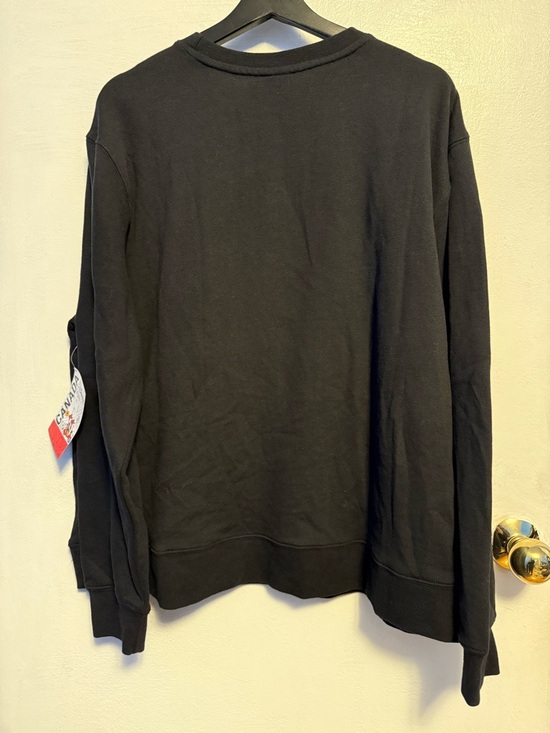 Disney Canada Collection Crochet Mickey Mouse Sweatshirt - Picture 2 of 9